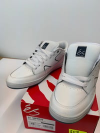 Image 10 of Es Sophisto size 10