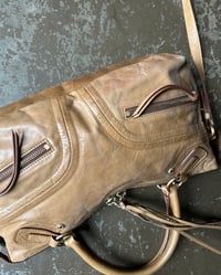 Image 17 of CARAMEL LEATHER SHOULDER BAG