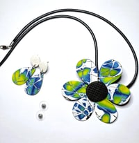 Image 3 of Flower Power Necklace and Stud Earring Set Blues  (PCJ007)