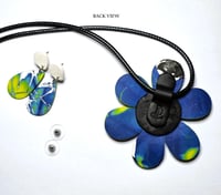 Image 7 of Flower Power Necklace and Stud Earring Set Blues  (PCJ007)