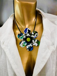 Image 5 of Flower Power Necklace and Stud Earring Set Crazy Pattern  (PCJ008)
