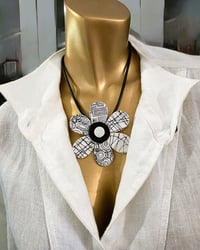 Image 1 of Flower Power Necklace and Stud Earring Set Black and White  (PCJ009)