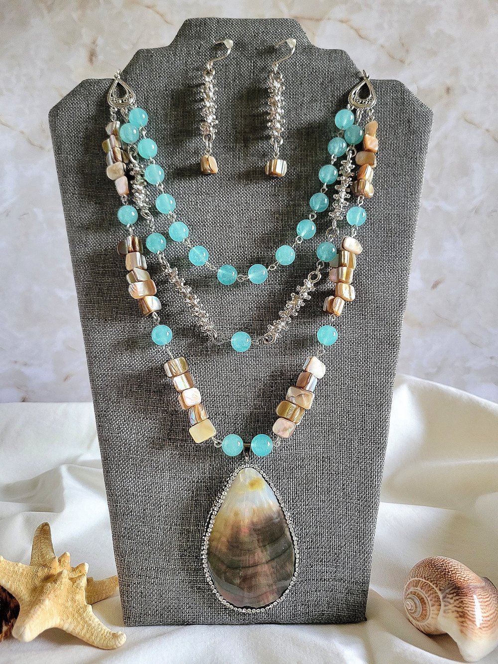 Image of Shell and Quartzite Triple-Strand Necklace and Earring Set