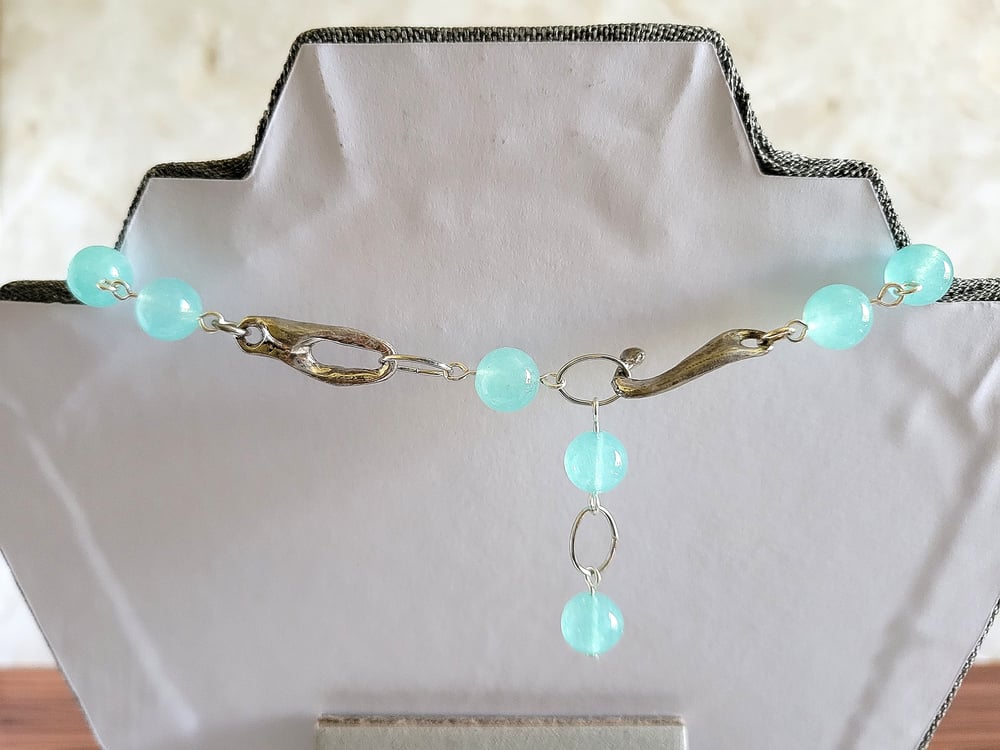 Image of Shell and Quartzite Triple-Strand Necklace and Earring Set