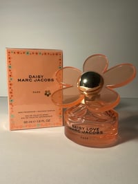 Image 1 of Daisy Daze - Marc Jacobs