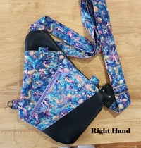 Image 2 of Traveler bag Right