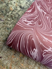 Image 3 of 'White Fantasy vein' on Maroon paper