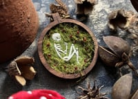 Image 7 of Mossy Skeleton Mini Embroidery Brooch 5x5cm