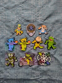 Choose a Dancing Bear Pin + Comes w 10 GD stickers