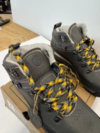 Image 5 of Vintage Element boots size 9 , 9.5 , 13