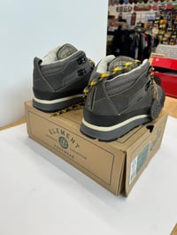 Image 9 of Vintage Element boots size 9 , 9.5 , 13