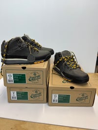 Image 2 of Vintage Element boots size 9 , 9.5 , 13