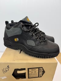 Image 1 of Vintage Etnies  Mesa boots size 12 , 7,6
