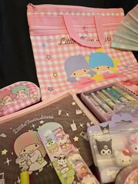 Image 4 of Family Bundle Featuring Twin Stars