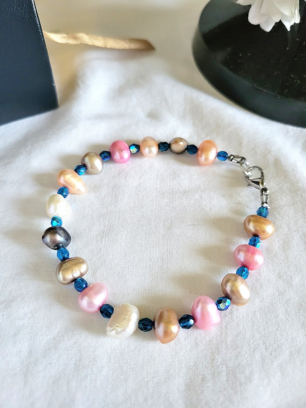 Image of Multicolored Freshwater Pearl Single Strand Bracelet