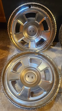 Image 11 of 240z Series 1 "D" Hubcaps - set of 4 - original - 001