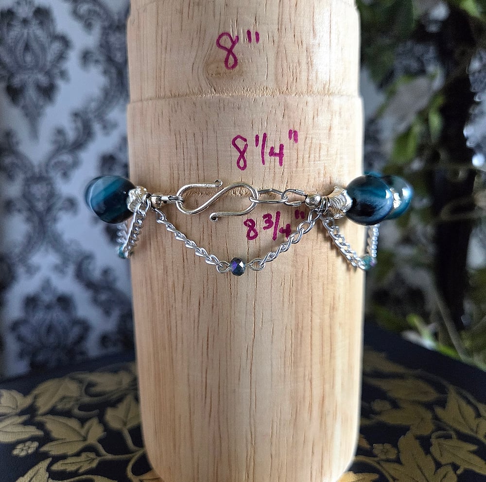 Image of Dyed Teal Agate Victorian-Inspired Bracelet