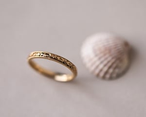 Image of 18ct Yellow gold 2.5mm orange blossom ring