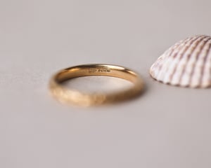 Image of 18ct Yellow gold 2.5mm orange blossom ring