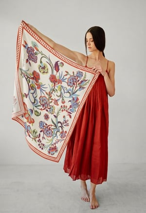 Image of PAÑUELO 100% SEDA - ROMA