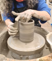1–2–1 Pottery Throwing Course with Maria-All levels