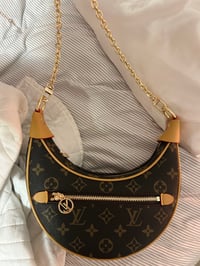 Image 1 of Crescent bag brown