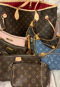 Image 3 of Mini brown monogram 