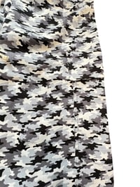 Image 4 of Pantalon camo noir/gris/blanc