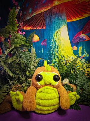 DINOSAUR! With Glow In The Dark Details!!