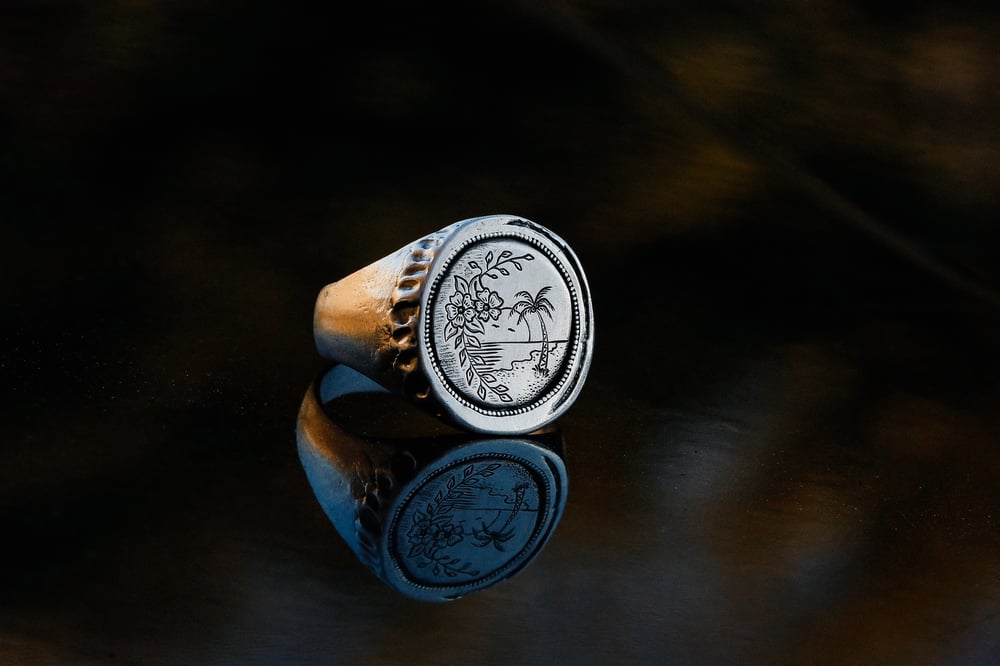 Image of Beach Signet 