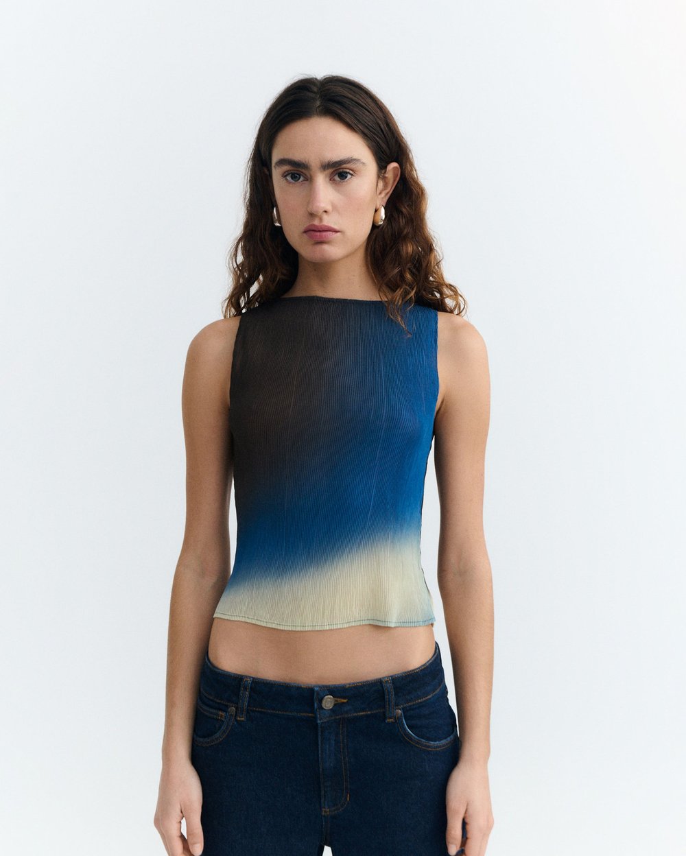 Image of 1-Top plisado marron Dora