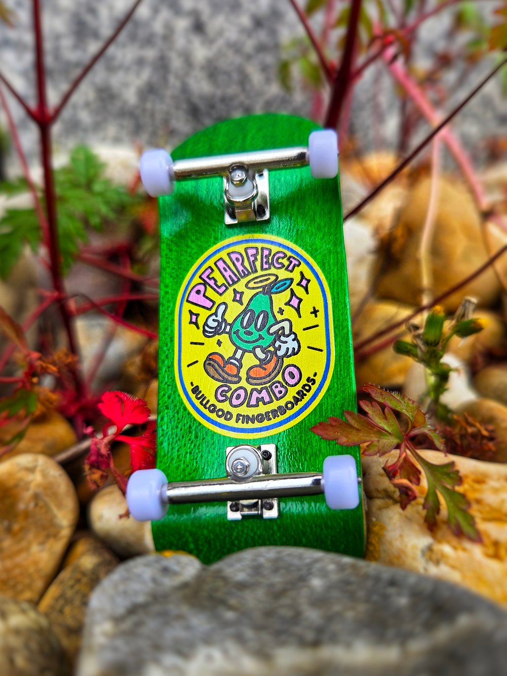 Image of Rocha Pear | The Oeste Selection | Premium Fingerboard 🔥