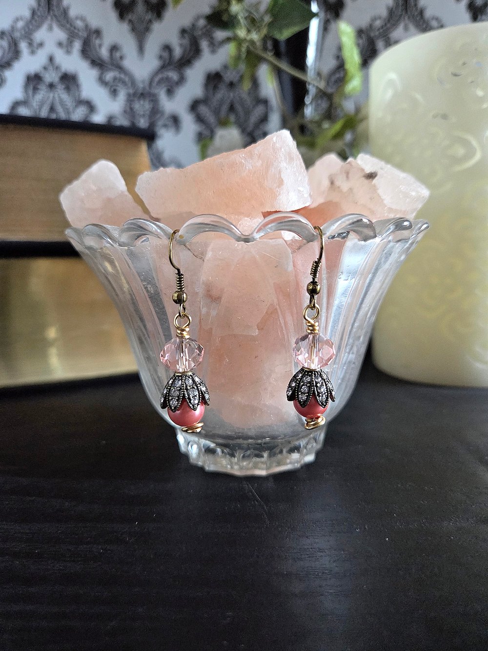 Image of Vintage Inspired Dusty Pink Pearl Dangle Earrings