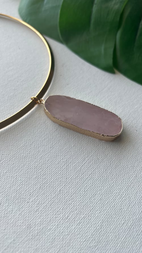 Image of SWERVE• Rose Quartz Circle Necklace