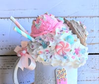 Image 5 of Ice cream in a mug