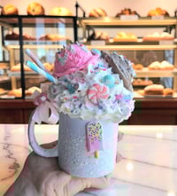 Image 8 of Ice cream in a mug