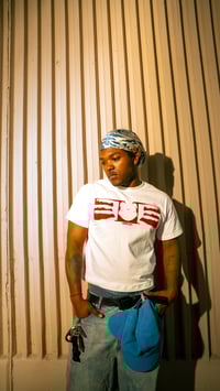 Image 2 of “Corazon De Oro” Tee