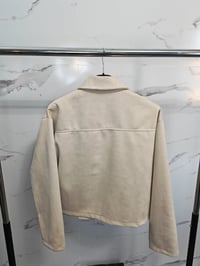 Image 2 of Giacca corta effetto camoscio con borchiette