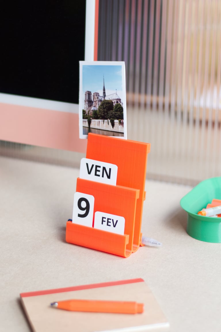 CALENDRIER PERPÉTUEL JOE (PLUSIEURS COULEURS) Image 4