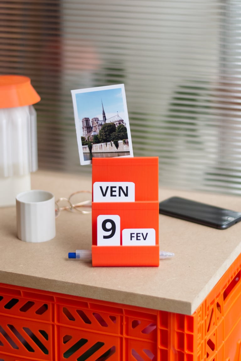 CALENDRIER PERPÉTUEL JOE (PLUSIEURS COULEURS) Image 5