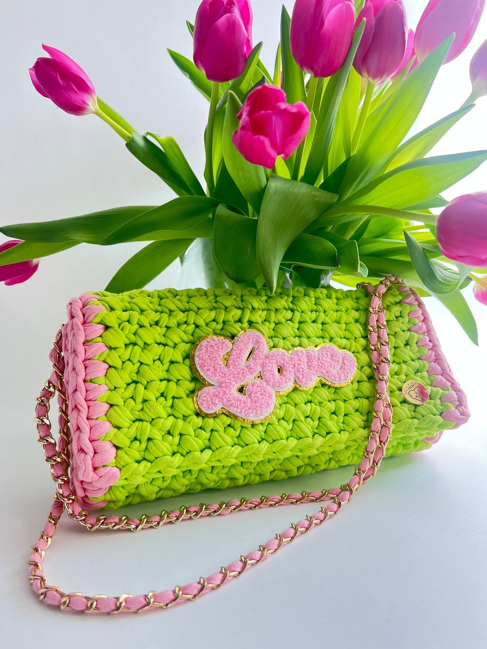 Image of Oblong Pomme