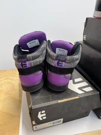 Image 6 of Vintage Etnies Rookie women’s 