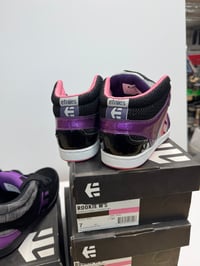 Image 8 of Vintage Etnies Rookie women’s 