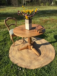 Image 1 of Table ronde - Joséphine
