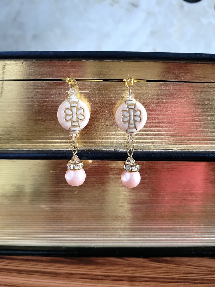Image of Pink Beaded Dangle Earrings with Gold Butterfly Design