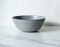 Image 2 of Serving bowl in Gray