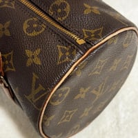 Image 4 of Authentic Vintage Louis Vuitton Papillon 25