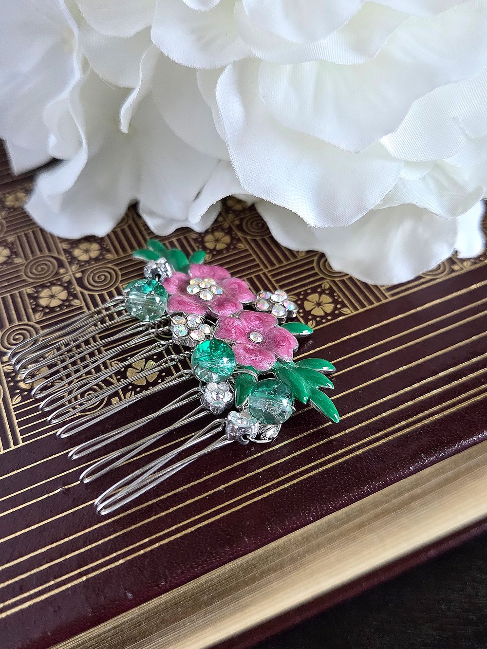 Image of Fairy Garden Decorative Hair Comb With Purple Flowers