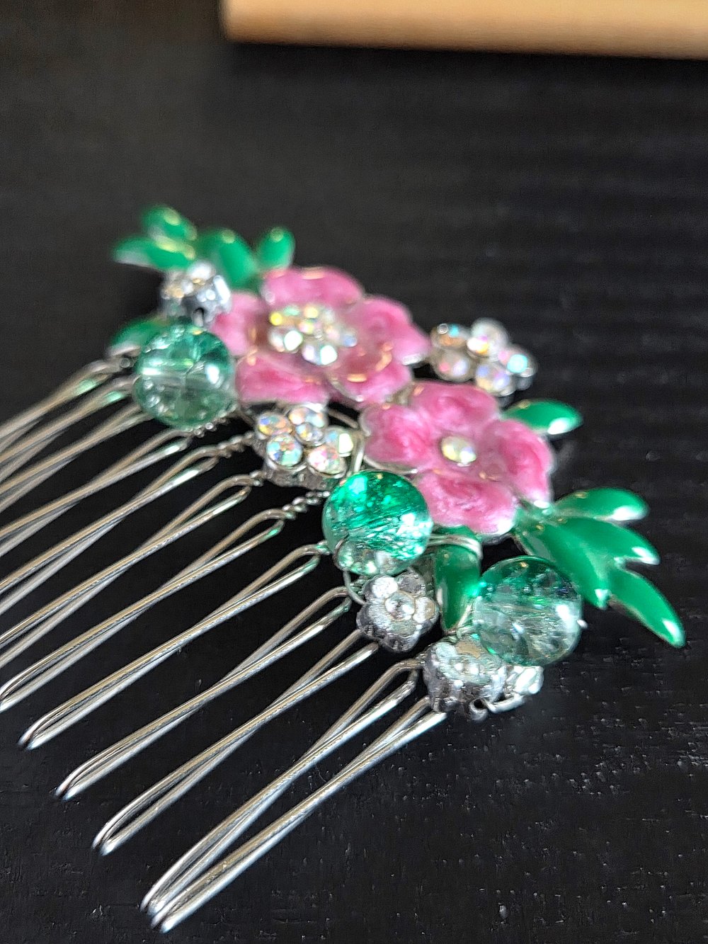 Image of Fairy Garden Decorative Hair Comb With Purple Flowers