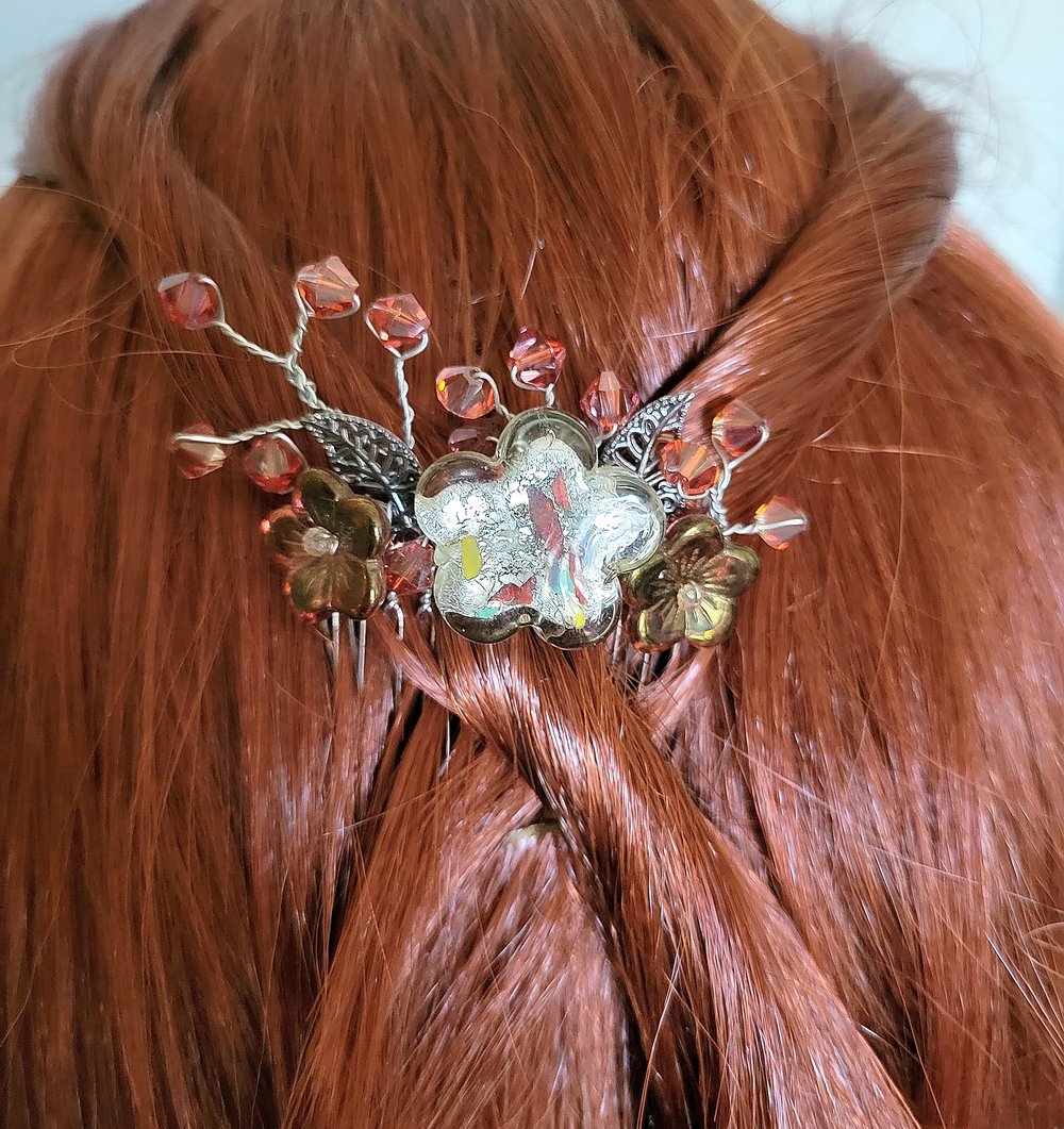 Image of Autumn Flowers Beaded Hair Comb